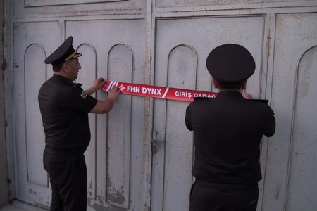 FHN yanğın təhlükəli sexlərin fəaliyyətini dayandırıb - FOTO