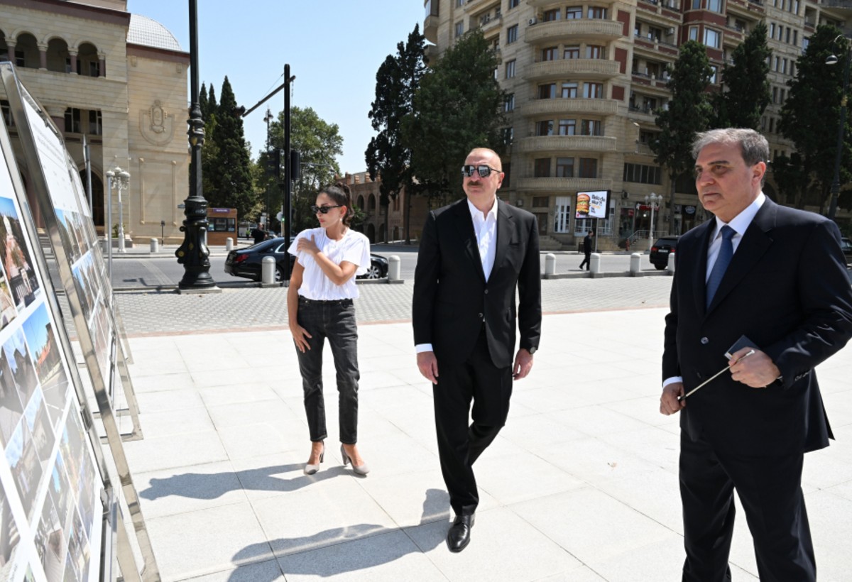 Prezident İlham Əliyev və birinci xanım Mehriban Əliyeva Gəncə şəhərində olublar - YENİLƏNİB