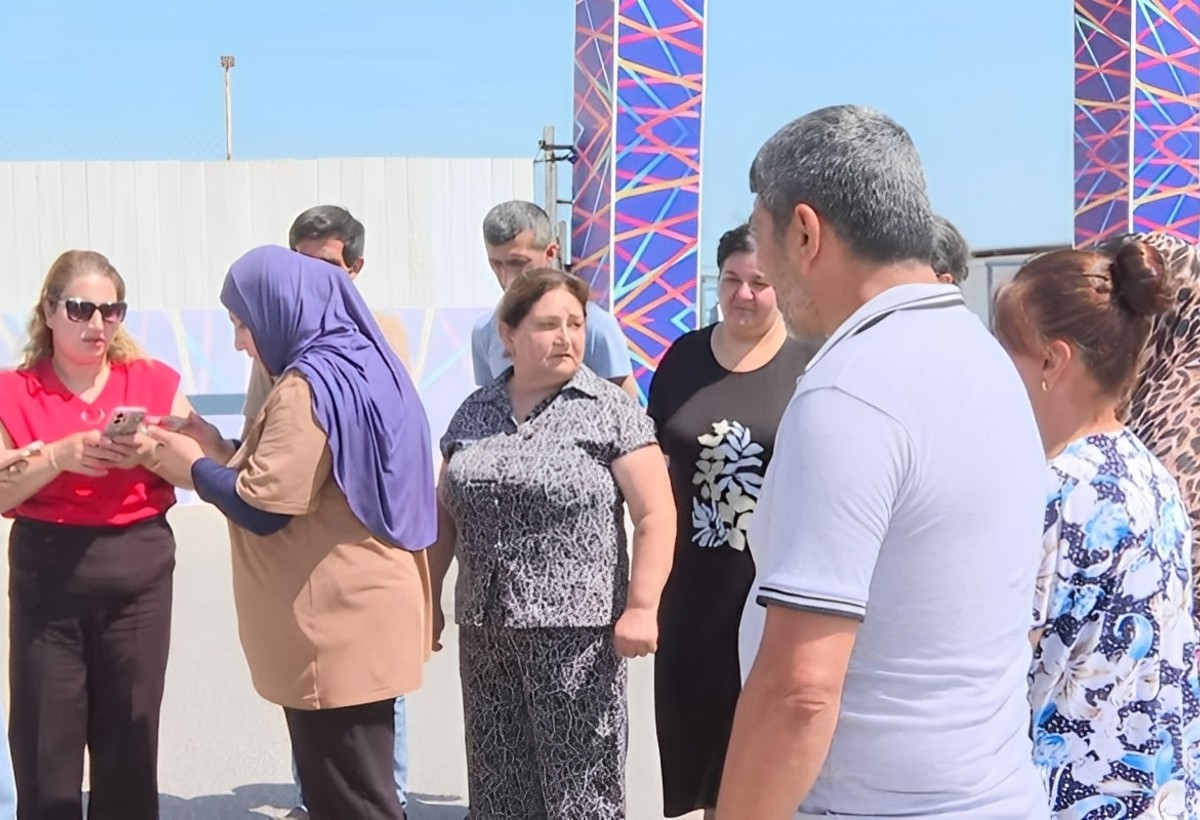 Dalga Beachdə çalışan şəxslər aylardır maaş ala bilmirlər - VİDEO
