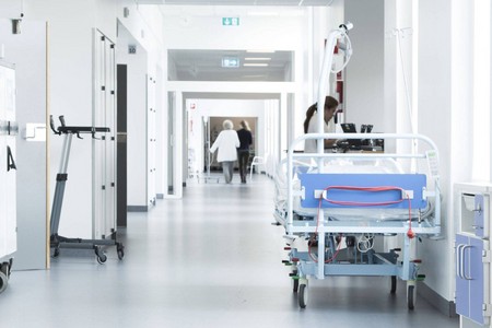 Şəmkirdə qida zəhərlənməsi: 20 nəfərin vəziyyəti AÇIQLANDI - YENİLƏNİB