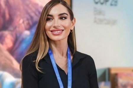 Arzu Əliyeva Mehriban Əliyevanın doğum günü münasibətilə paylaşım edib