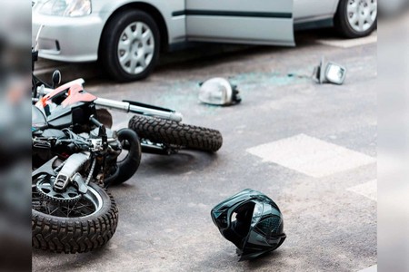 Səbaildə qəza nəticəsində motosikletçi ölüb