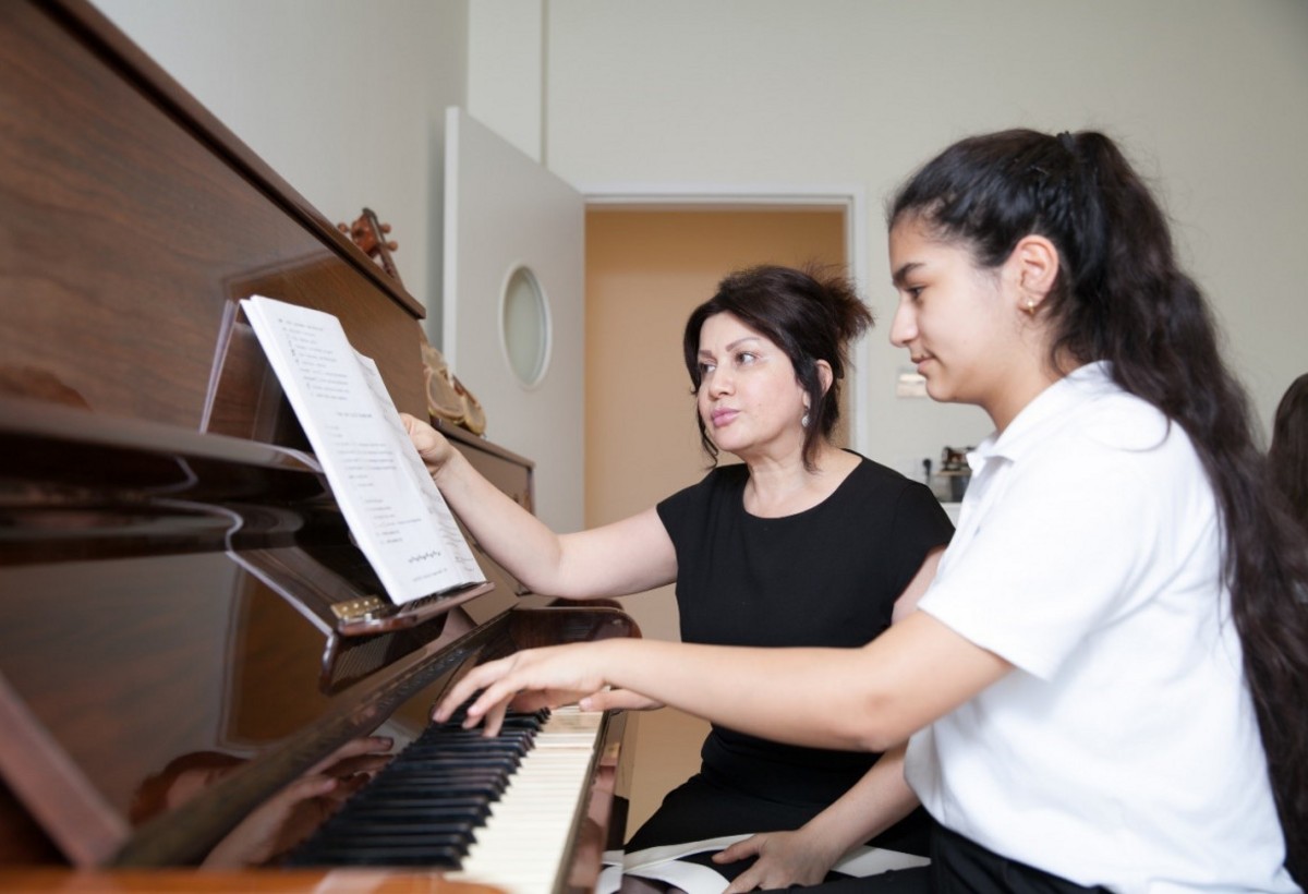Musiqi və incəsənət məktəblərinə yeni TƏYİNATLAR