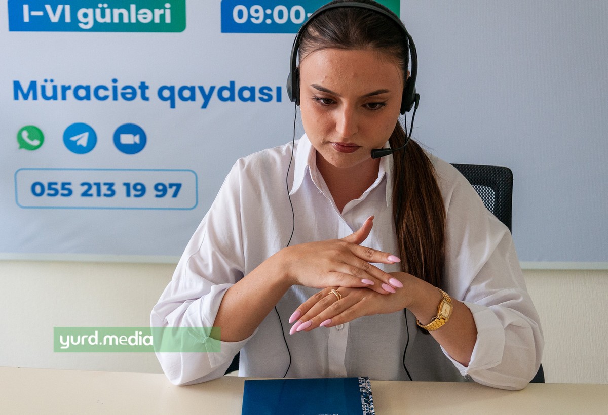“Səsiniz olaq”: eşitmə məhdudiyyətli şəxslərə ünsiyyət körpüsü - REPORTAJ