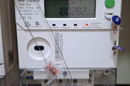 Azərişıq ASC-nin yeni sayğac sistemi abonentlərin səbir sınağına çevrilib