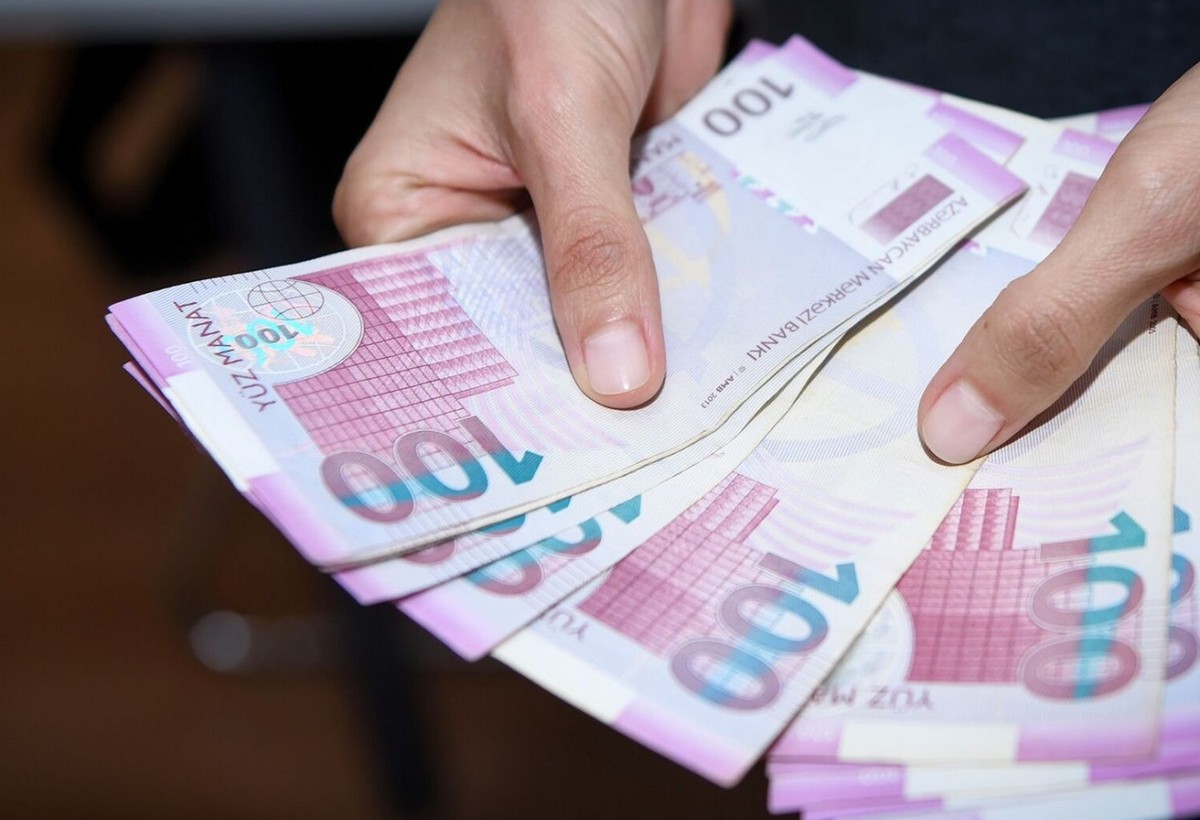 Bu təqaüdlər 450 manata qədər artırılır