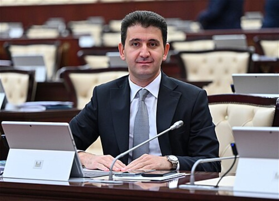 Milli Məclisin deputatı Naqif Həmzəyev