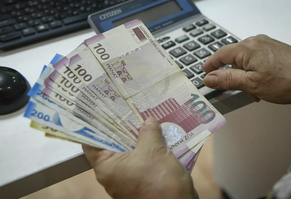 Gömrük orqanlarının “büdcə ayıbı”nı vergi orqanları örtüb
