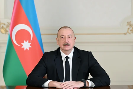 İlham Əliyev Pekində dövlət başçıları və xanımlarının şərəfinə verilən ziyafətdə iştirak edib
