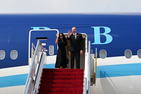 Prezident İlham Əliyevin Çinə işgüzar səfəri başa çatıb - FOTO