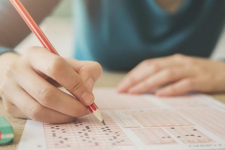 Bakalavriat səviyyəsinin boş qalan yerlərinə qəbul olunanların qeydiyyat prosesi başlayır