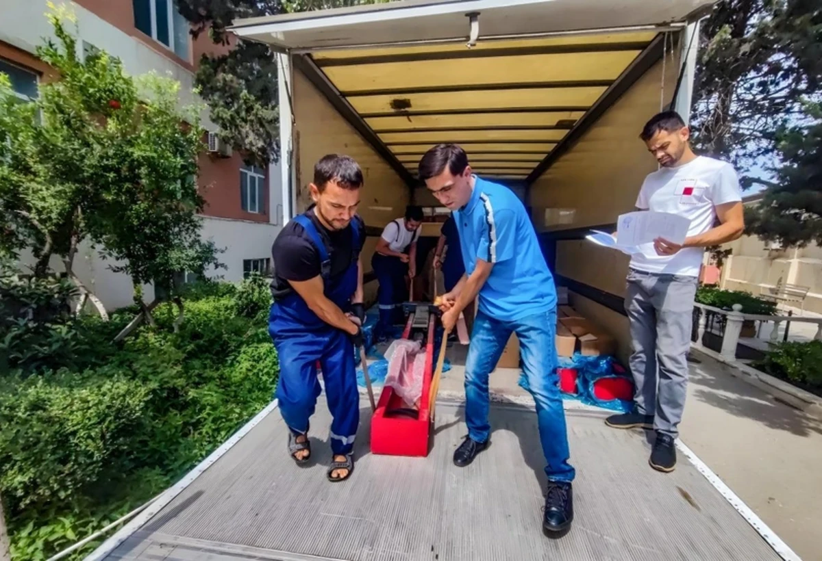 Veteranlar üçün avtotəmizləmə, avtoçilingər avadanlıqları - FOTO