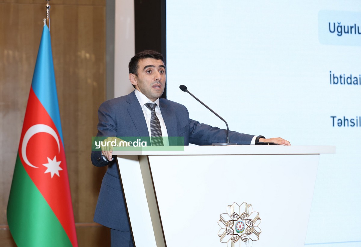 Müəllimlərin ev tapşırıqlarının yoxlanılması müddəti azalıb - Nazirlik rəsmisi