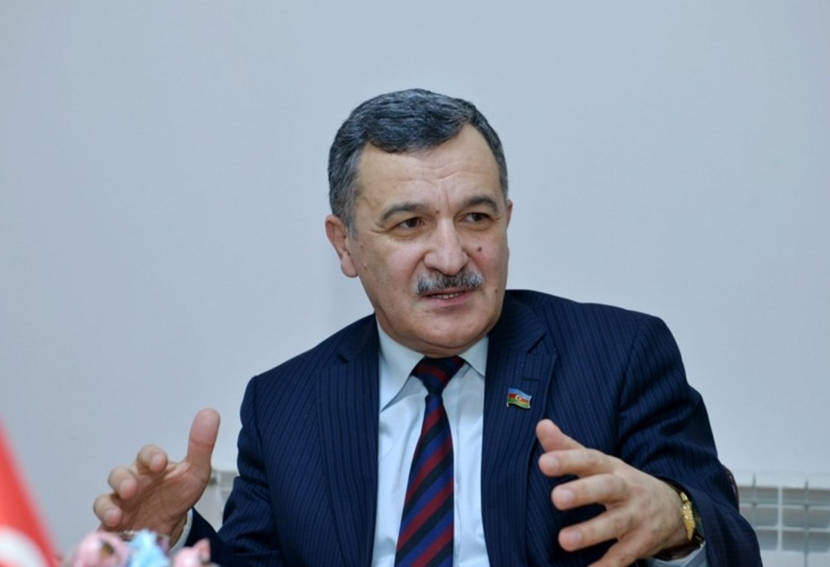 Deputat: Cəmiyyətin bütün təbəqələrində Süni İntellekt barədə geniş izahatlar aparılmalıdır