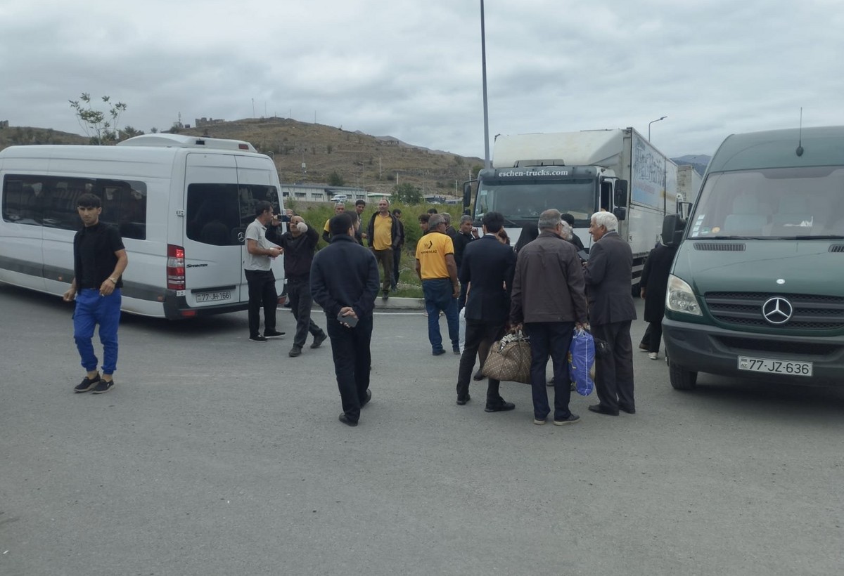 Kəlbəcər şəhərinə növbəti köç olub