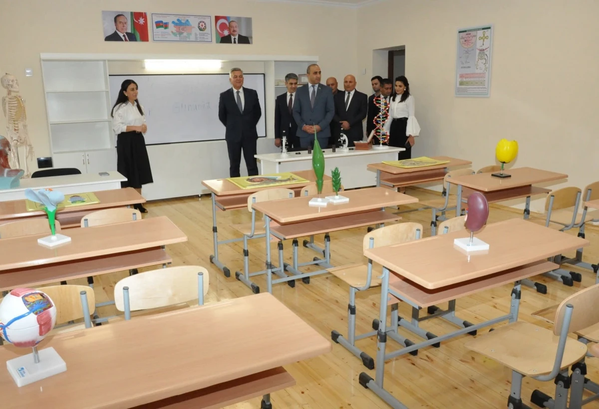 Biləsuvarda yeni məktəb binasının açılışı olub - FOTO