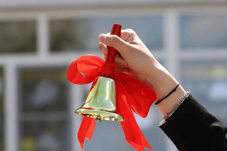 Kəlbəcərdə 33 il sonra ilk zəng çalınıb