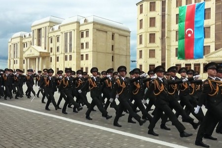 Daxili İşlər Nazirliyinin Hərbi İnstitutunda kursantların andiçmə mərasimi keçirilib - FOTO - VİDEO