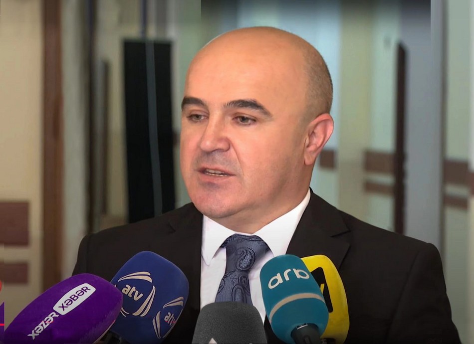 İqtisadçı Eldəniz Əmirov