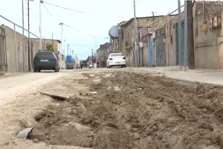 Kanalizasiya xətlərinin bərpası yol probleminə səbəb oldu - VİDEO
