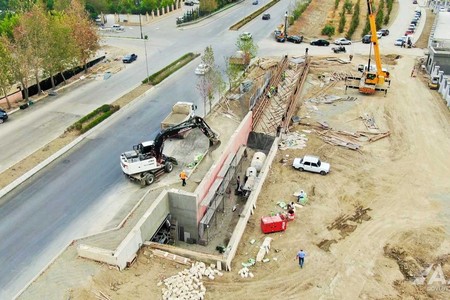 Yevlax şəhərində yeni yeraltı piyada keçidinin inşası yekunlaşmaq üzrədir - VİDEO