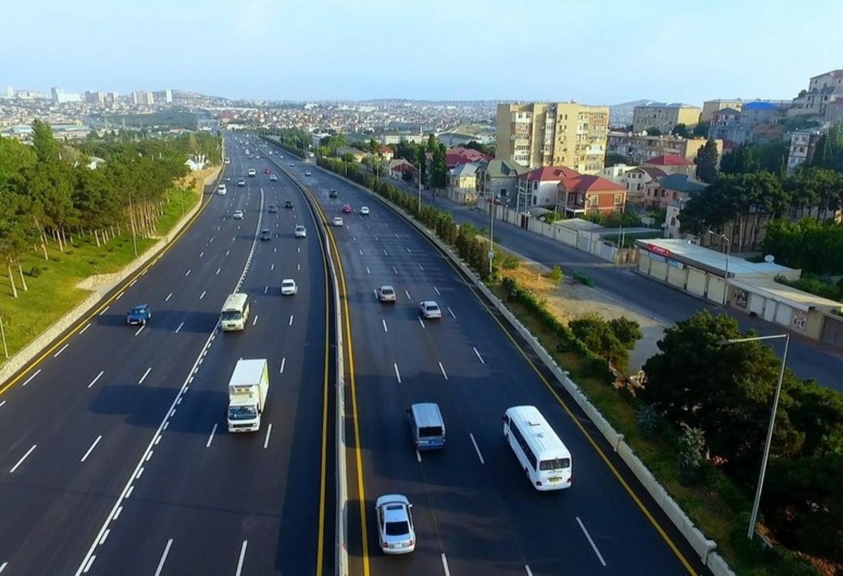 Bakıda avtomobillərin hərəkəti üçün pullu ərazilər olacaq