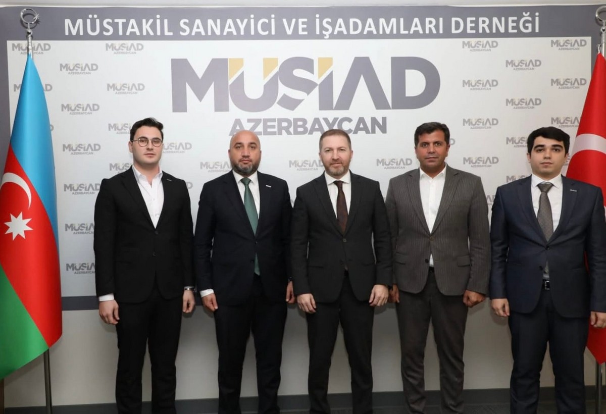 Azərbaycanın Türkiyədəki Ticarət Nümayəndəsi MÜSİAD dərnək mərkəzini ziyarət edib