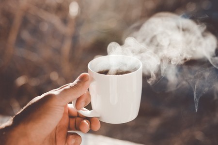 Qəhvə sevərlərin diqqətinə: Bu vərdiş qastrit və hormonal pozuntulara yol açır