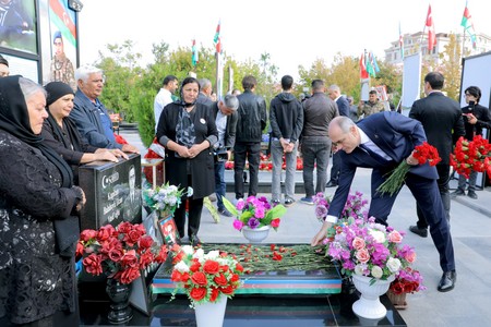 Naxçıvanda şəhidlərin xatirəsi anılıb