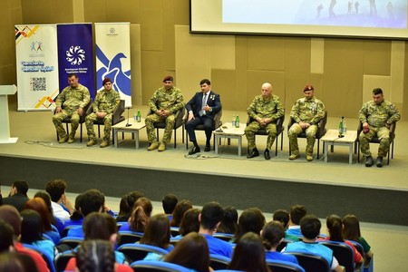 Könüllü təşkilatları Anım Gününə həsr olunmuş tədbirlər keçiriblər