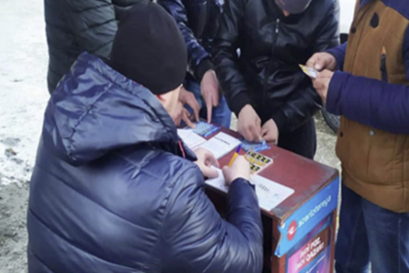 Saxta bilet verib 100 manat uduş aldı, dava düşdü - AĞSUDA