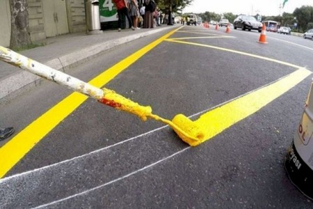Azərbaycanda yolların nişanlanması və rənglənməsi 45 milyon manata başa gələcək