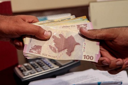Azərbaycanda bu işçilərin əməkhaqqı 50% artırılır