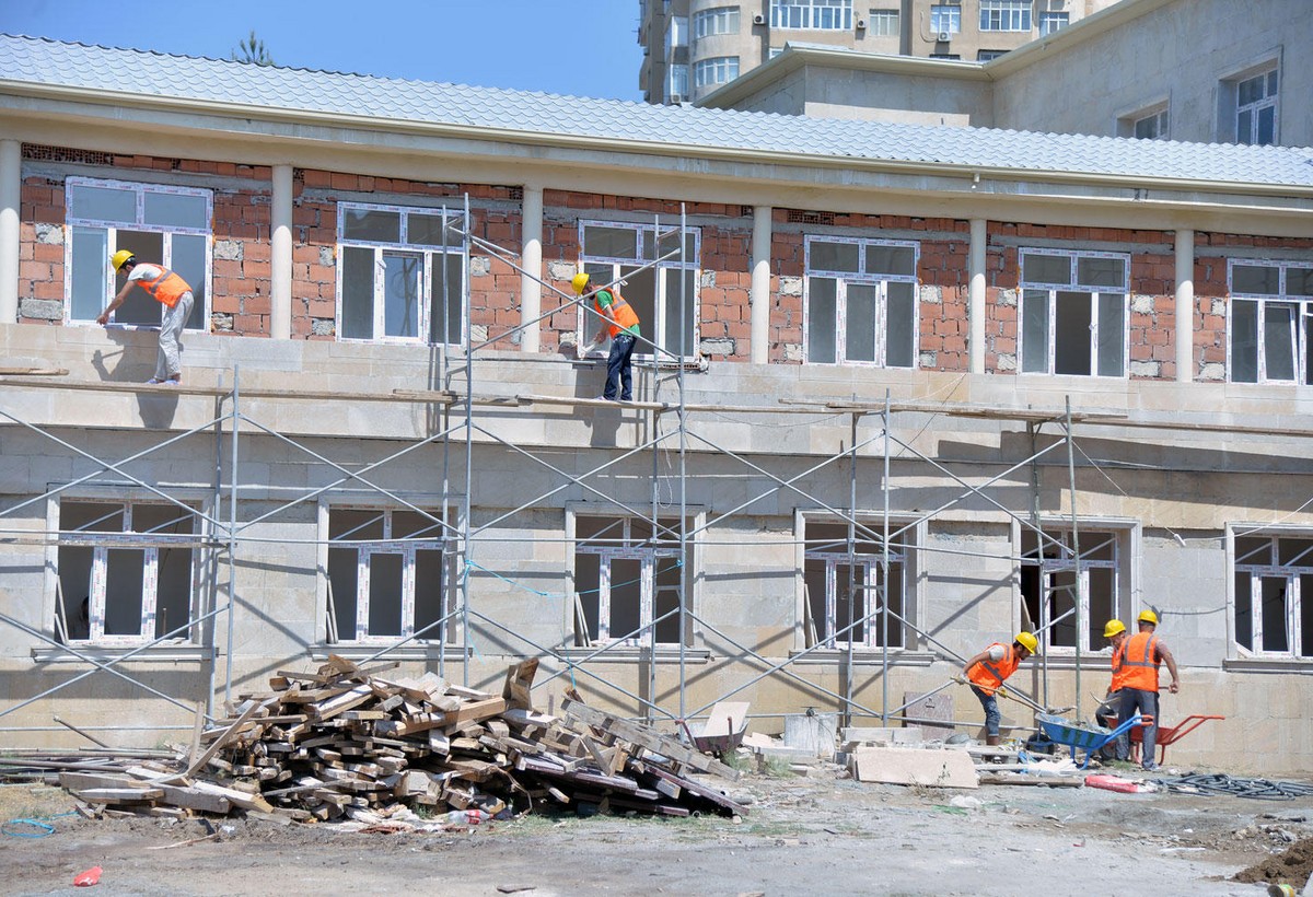 Azərbaycanda məktəblərin təmirinə 8 milyon manat xərclənəcək