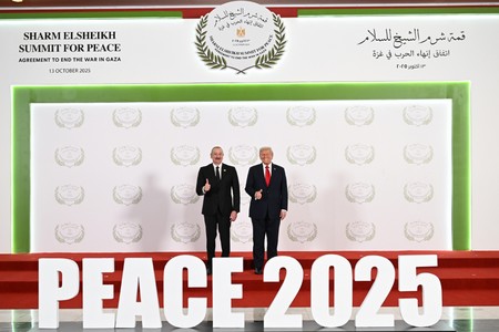 Azərbaycan Prezidenti İlham Əliyev Yaxın Şərq Sülh Sammitində iştirak edib