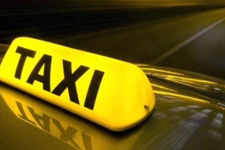 Bakıda taksilərin sayının azaldılması üzrə həyata keçiriləcək işlər açıqlanıb
