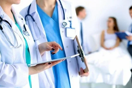 Özəl tibb mərkəzlərində 40-dan çox sertifikasiyasız işçi aşkarlandı