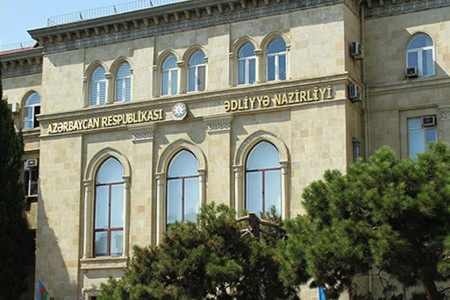 Ədliyyə Nazirliyi nəşriyyat işi ilə məşğul olmayacaq