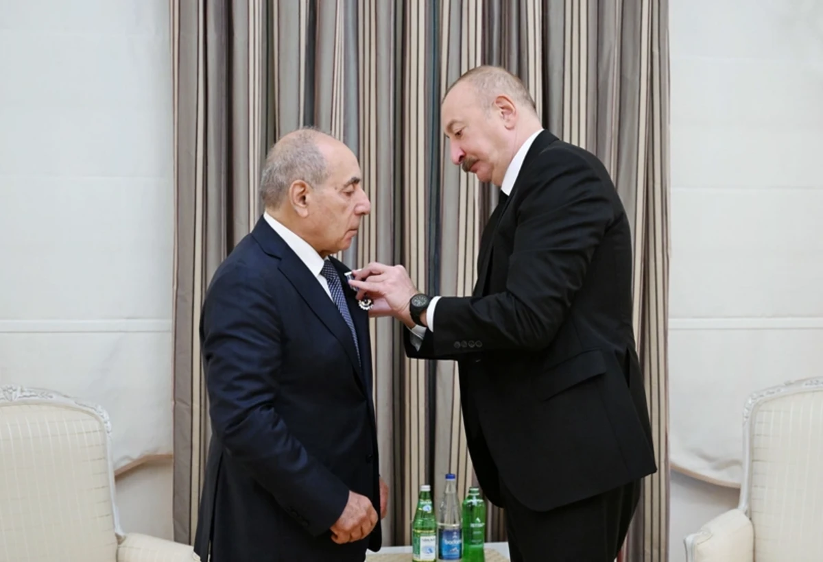 Yaqub Eyyubov İstiqlal ordeni ilə təltif edilib - FOTO