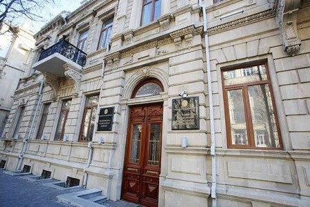 Dövlət Komitəsinin Aparat rəhbəri qəfil öldü