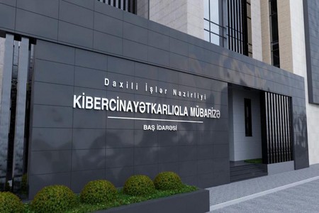 Bank kartları ilə dələduzluq edən 5 cinayətkar dəstə saxlanıldı - VİDEO
