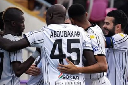 Abubakar Neftçidə ilk oyununda qol vurdu