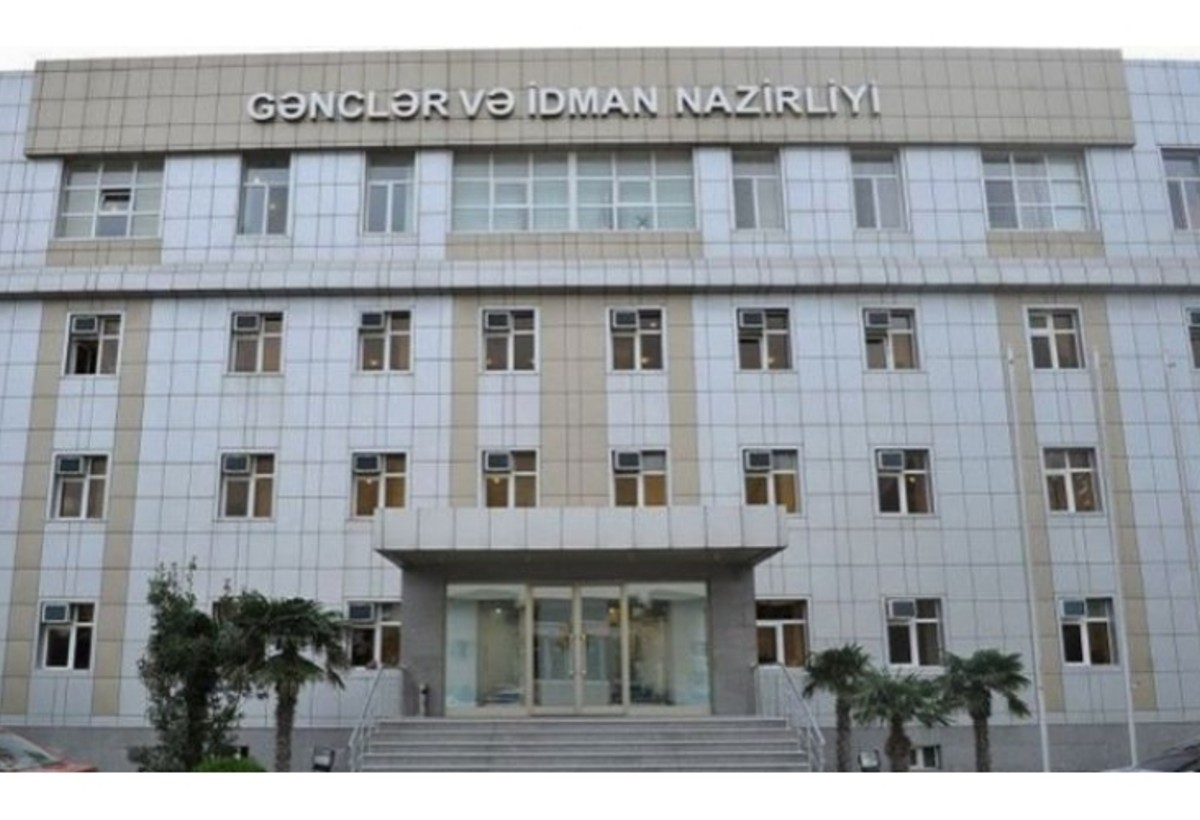 Gənclər və İdman Nazirliyi 112 min manata at yemi alır