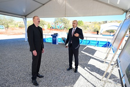 Cəbrayılda məscidin, yaşayış komplekslərinin təməli qoyulub, avtomobil yolu açılıb