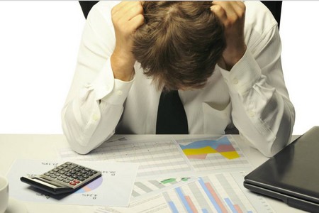 Azərbaycanda hər 1 000 manat kreditin 17 manatı geri qayıtmır