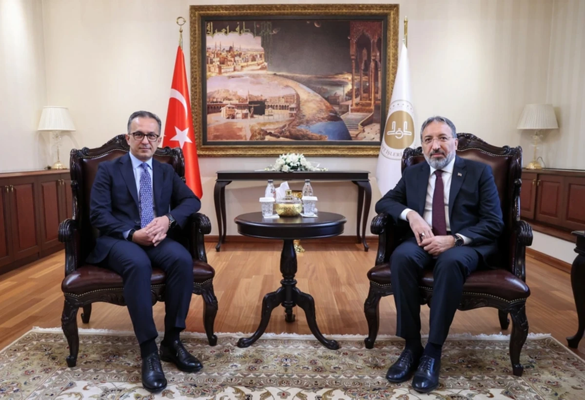 Ramin Məmmədov Türkiyə Diyanət İşləri İdarəsinin sədri Safi Arpaguş ilə görüşüb