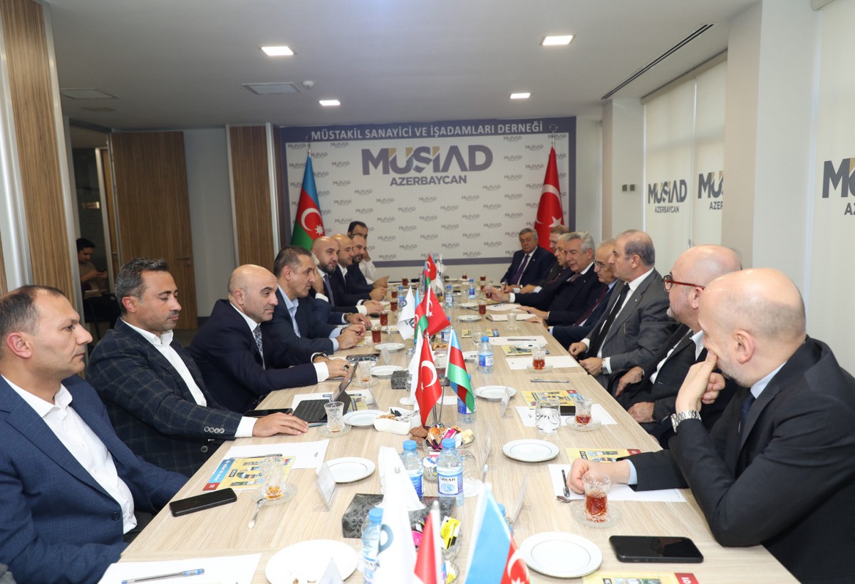 İstanbul Sənaye Palatasının İdarə Heyətinin sədri MÜSİAD-da