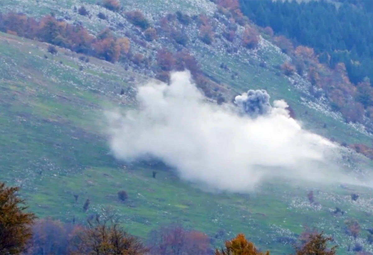 Müdafiə Nazirliyi həftəlik icmalını təqdim edib - VİDEO