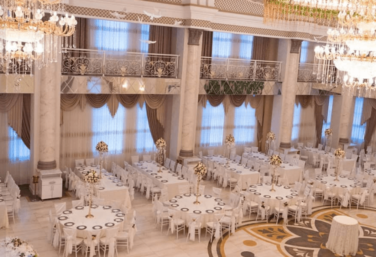 Şadlıq saraylarında YOXLAMALAR: Mənşəyi bilinməyən ət aşkarlandı