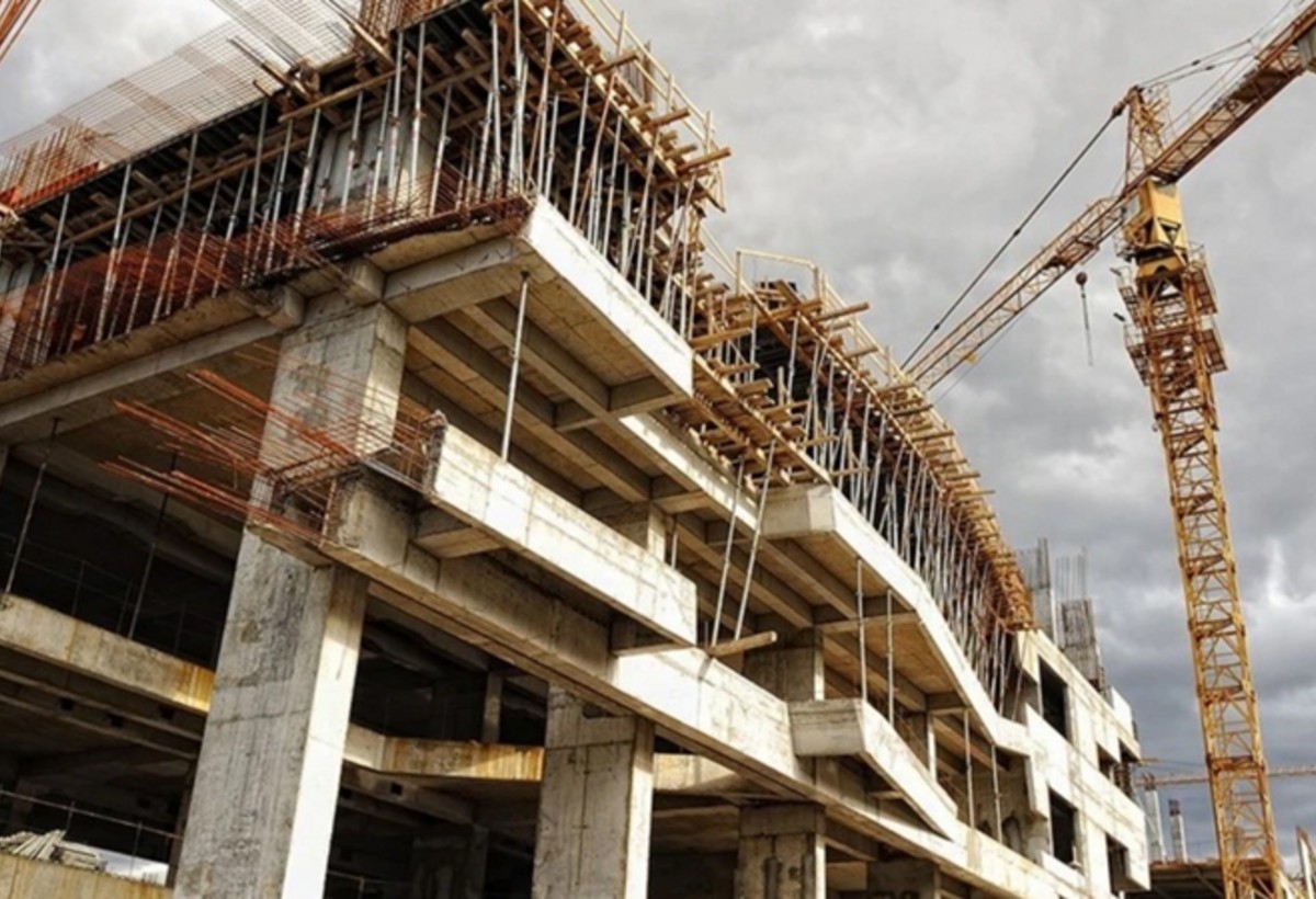 Tikinti şirkətinin 10 milyon manatlıq borcu yaranıb